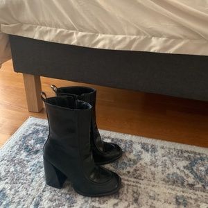 Chunky boots (black)